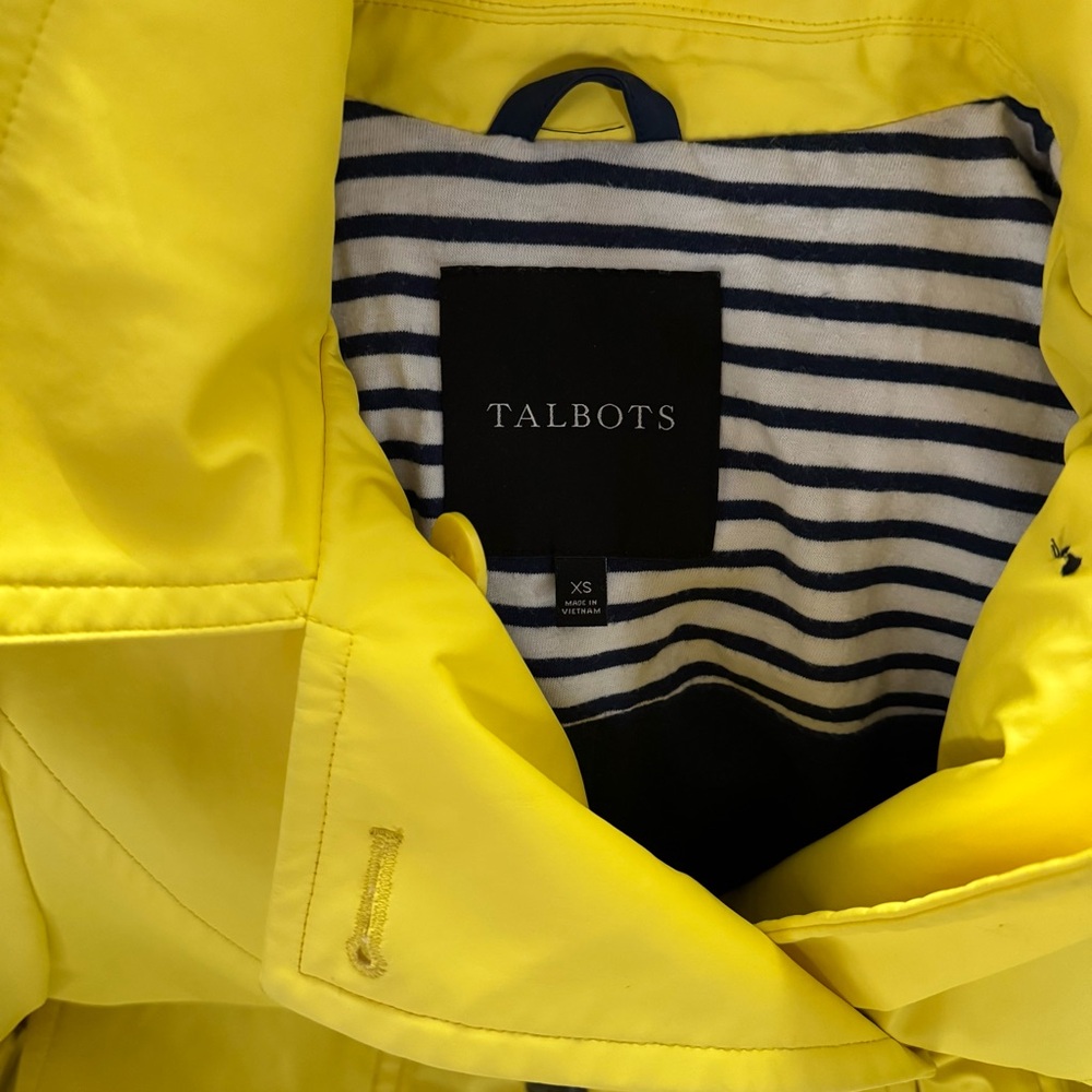 Talbots Women’s 2025 Yellow Raincoat sz xs - Picture 8 of 11
